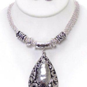 Filigree Metal Engraved Teardrop Necklace Earrings